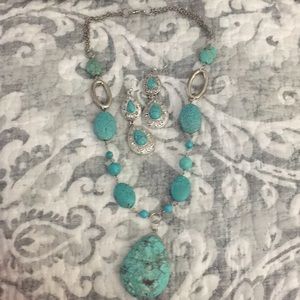 Turquoise necklace earring set